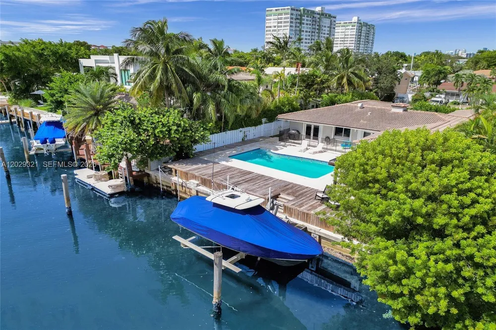 1912 NE 119TH ROAD North Miami, FL 33181