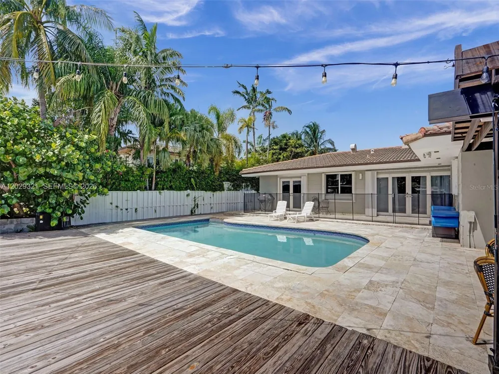 1912 NE 119TH ROAD North Miami, FL 33181