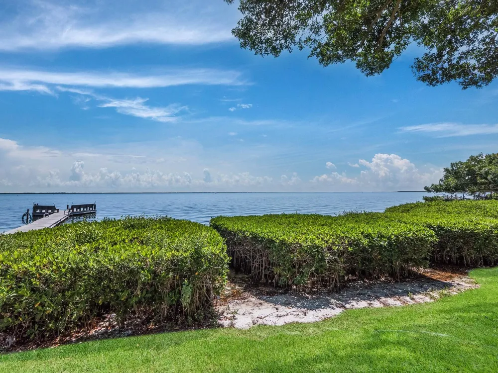 5260 GULF OF MEXICO DRIVE #413 Longboat Key, FL 34228