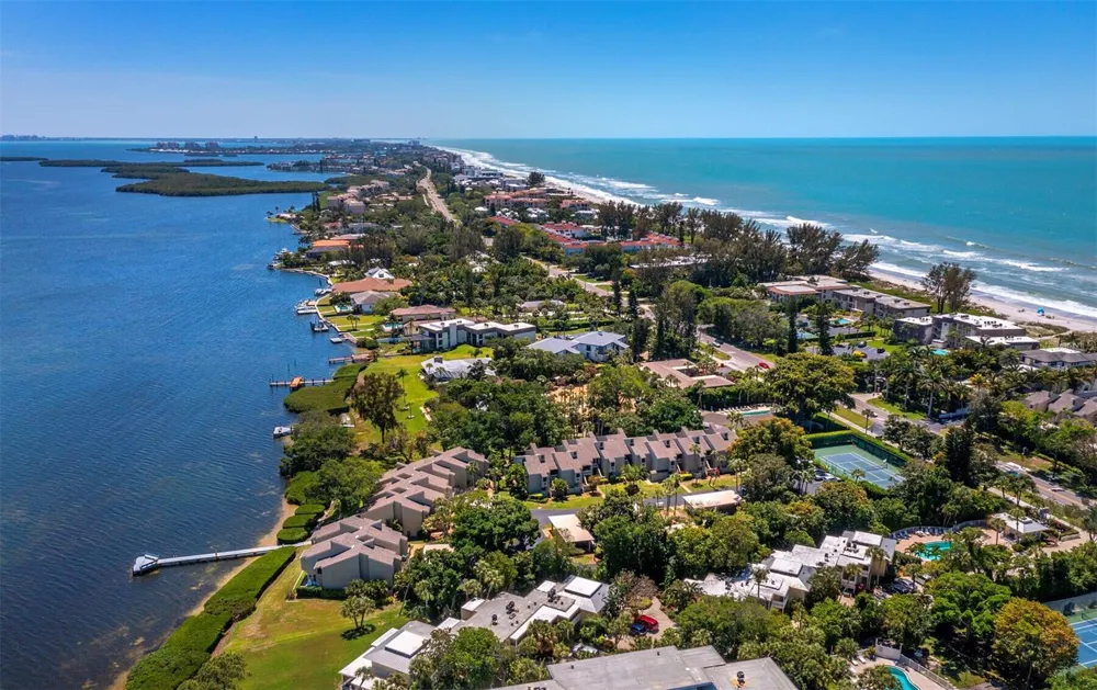 5260 GULF OF MEXICO DRIVE #413 Longboat Key, FL 34228
