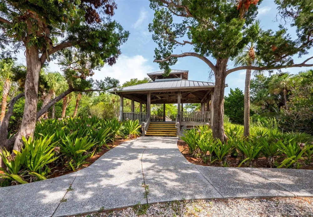 5260 GULF OF MEXICO DRIVE #413 Longboat Key, FL 34228