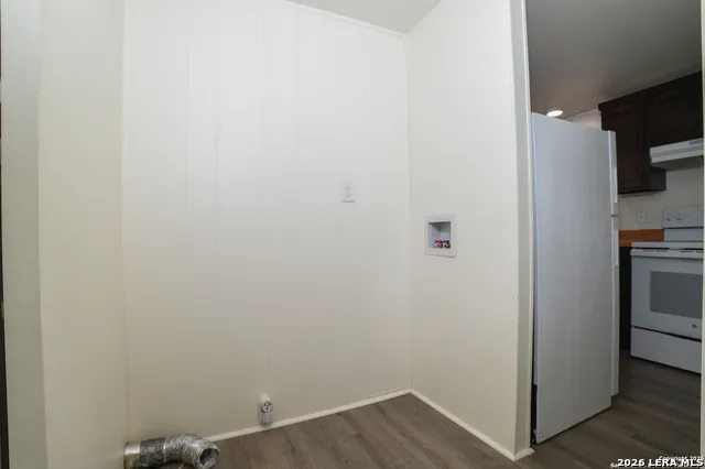 215 Greenlawn Ave Pleasanton, TX 78064