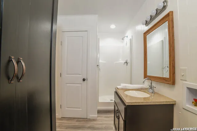 215 Greenlawn Ave Pleasanton, TX 78064