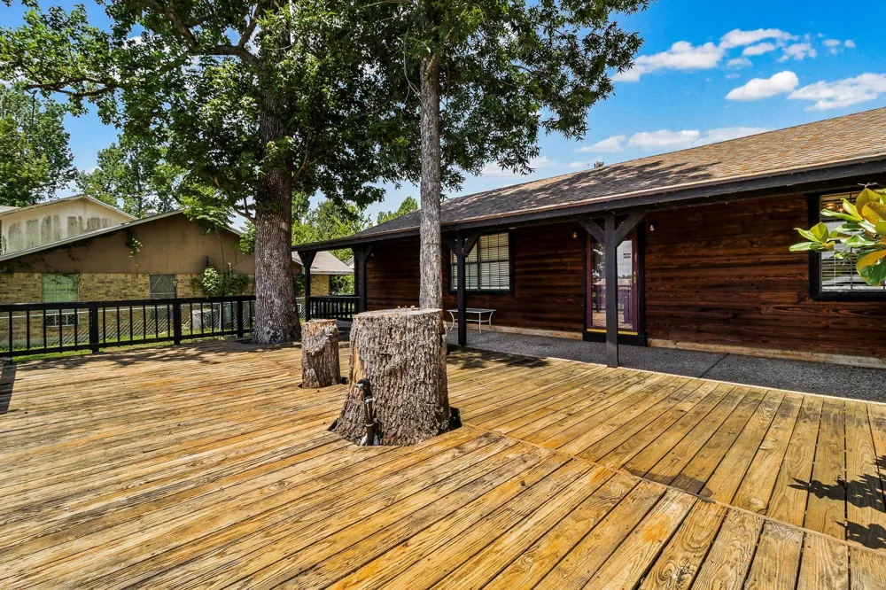 344 Birch Drive Onalaska, TX 77360
