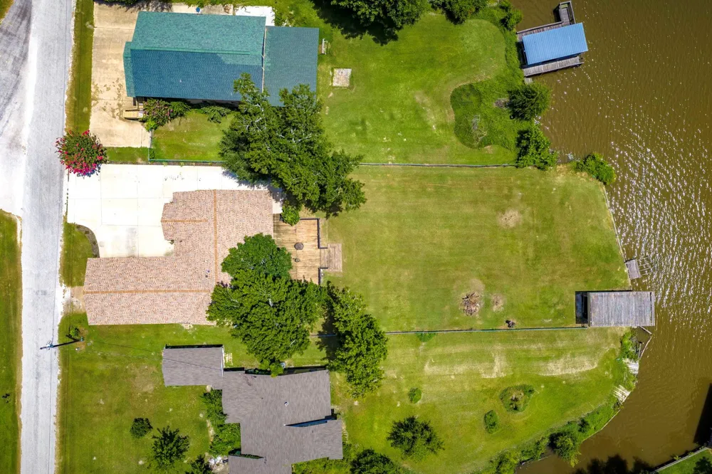 344 Birch Drive Onalaska, TX 77360