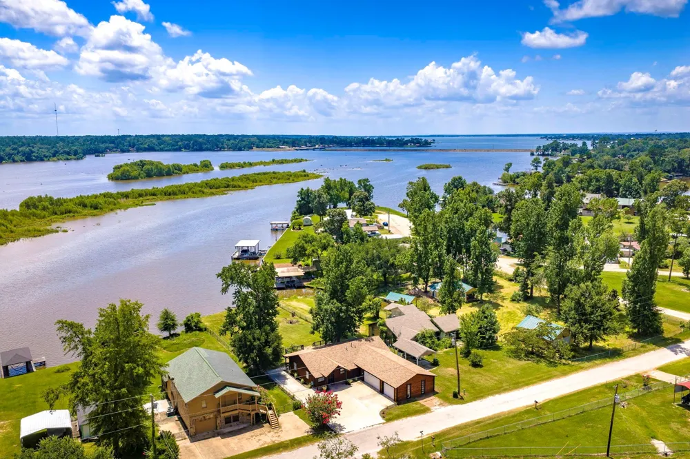 344 Birch Drive Onalaska, TX 77360