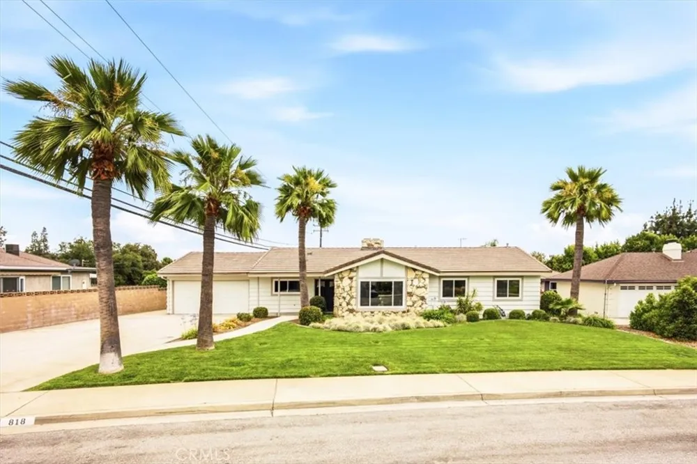 818 Hood Claremont, CA 91711