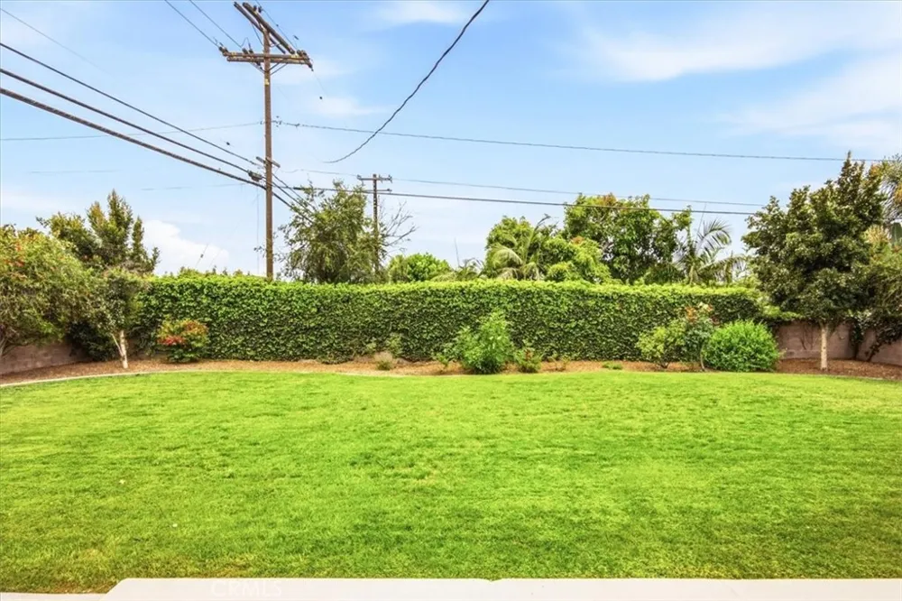 818 Hood Claremont, CA 91711