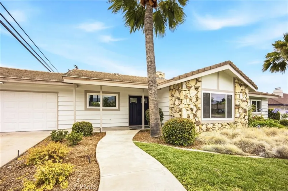 818 Hood Claremont, CA 91711