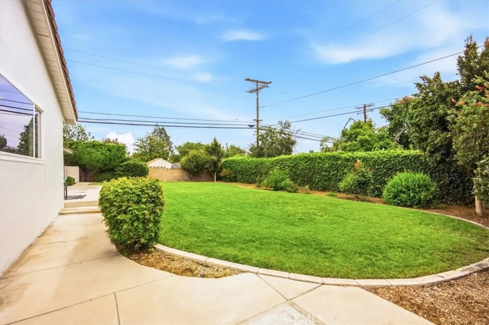 818 Hood Claremont, CA 91711