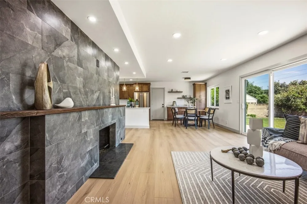 818 Hood Claremont, CA 91711
