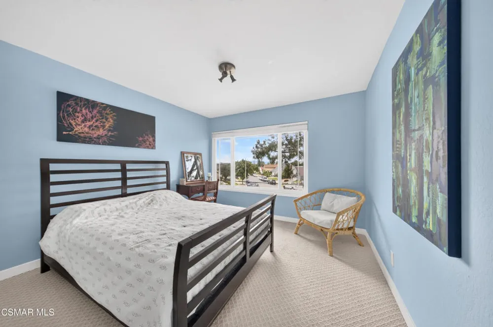 91 Albion Place Newbury Park, CA 91320