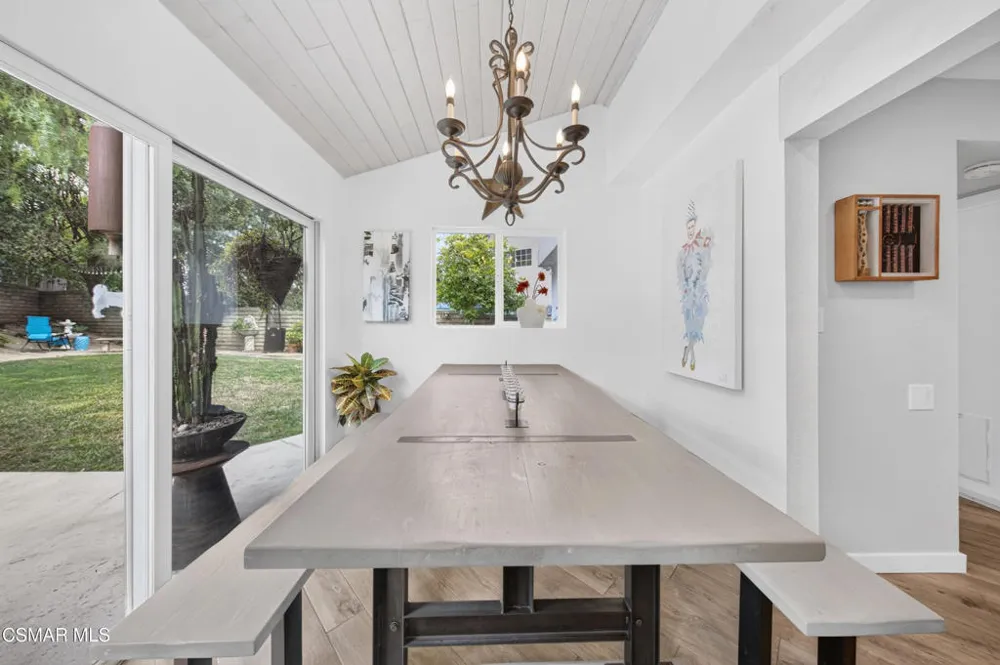 91 Albion Place Newbury Park, CA 91320