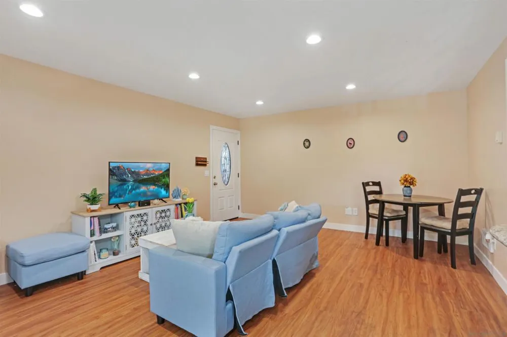 155 Rosebay #37 Encinitas, CA 92024