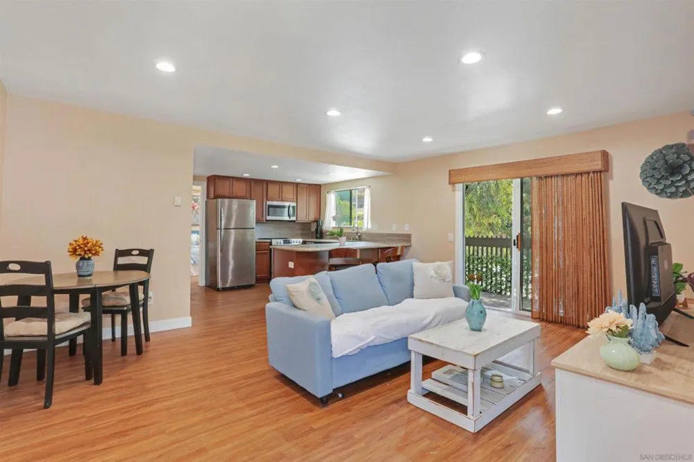 155 Rosebay #37 Encinitas, CA 92024