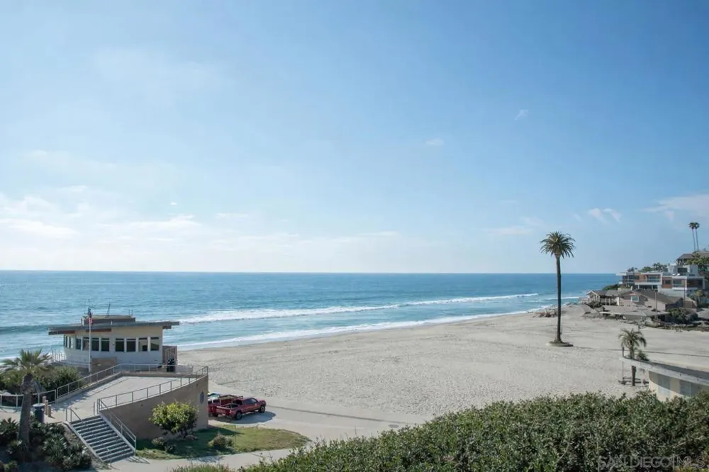 155 Rosebay #37 Encinitas, CA 92024