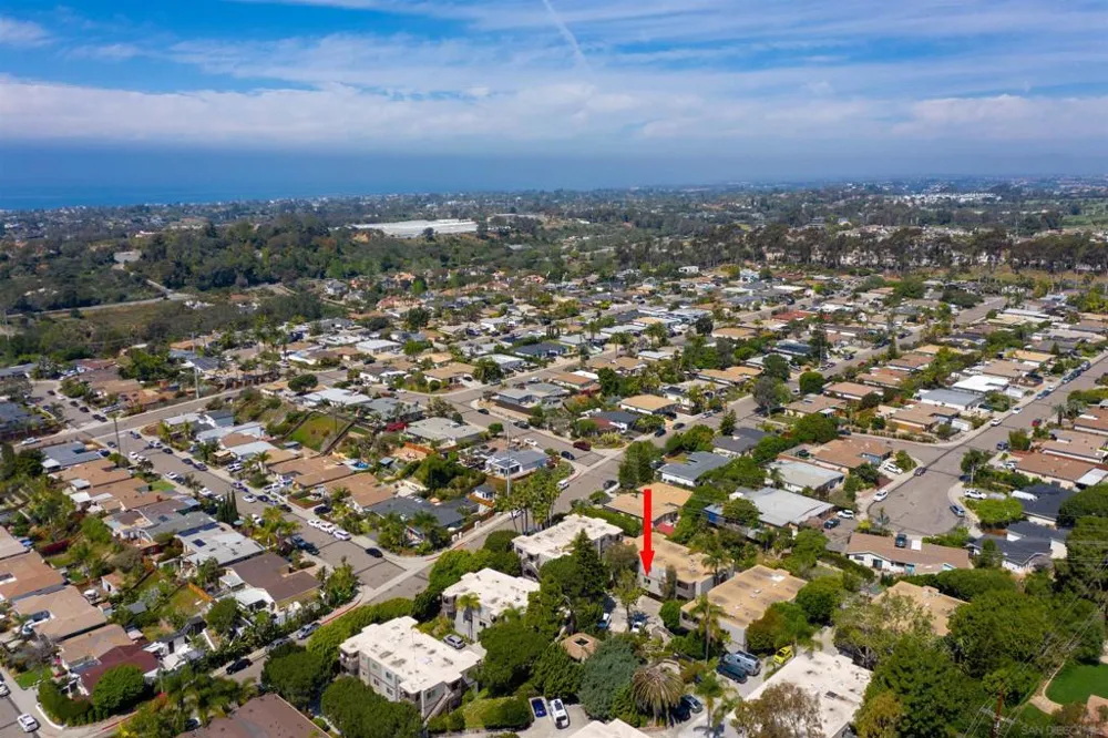 155 Rosebay #37 Encinitas, CA 92024