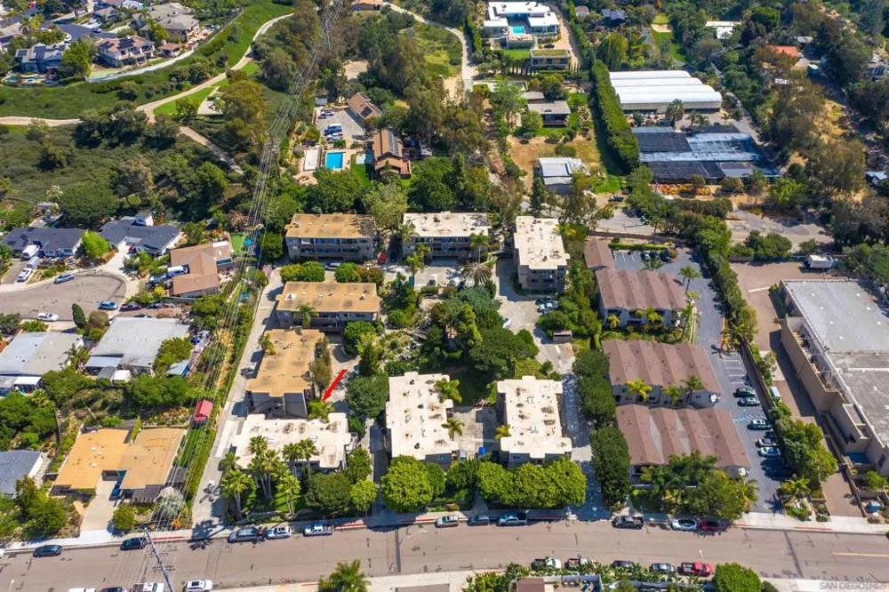 155 Rosebay #37 Encinitas, CA 92024