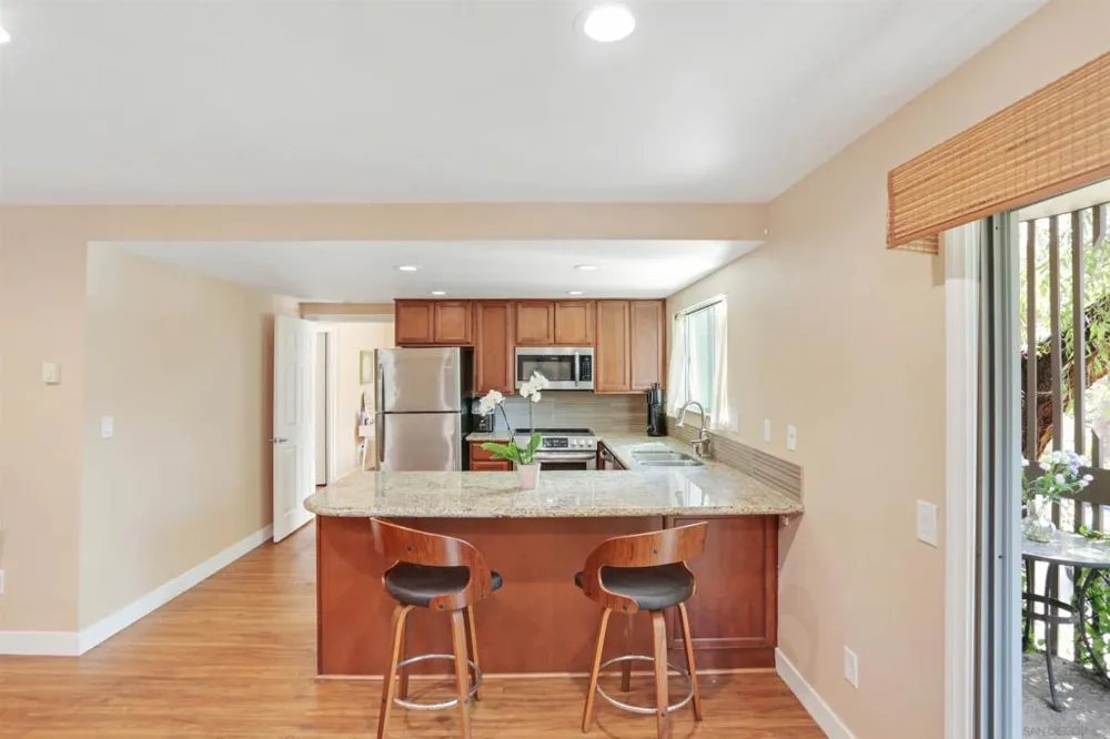 155 Rosebay #37 Encinitas, CA 92024