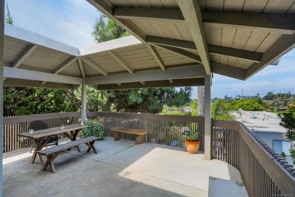 155 Rosebay #37 Encinitas, CA 92024
