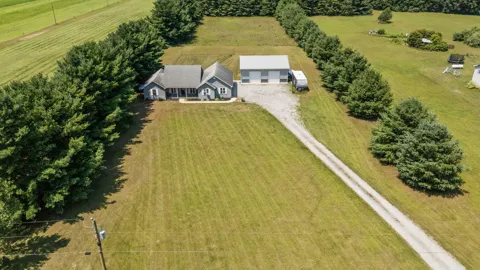 9188 County Road 200 W