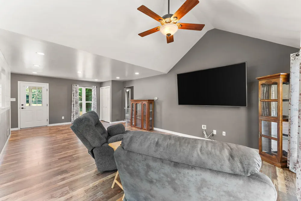 9188 County Road 200 W Wheatfield, IN 46392
