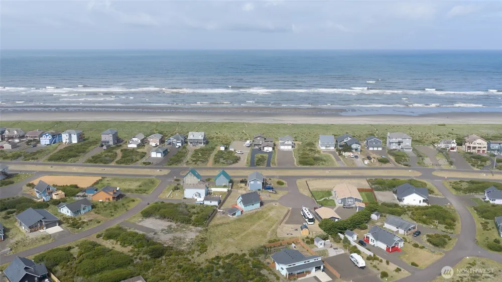 1242 Catalina Court SW Ocean Shores, WA 98569