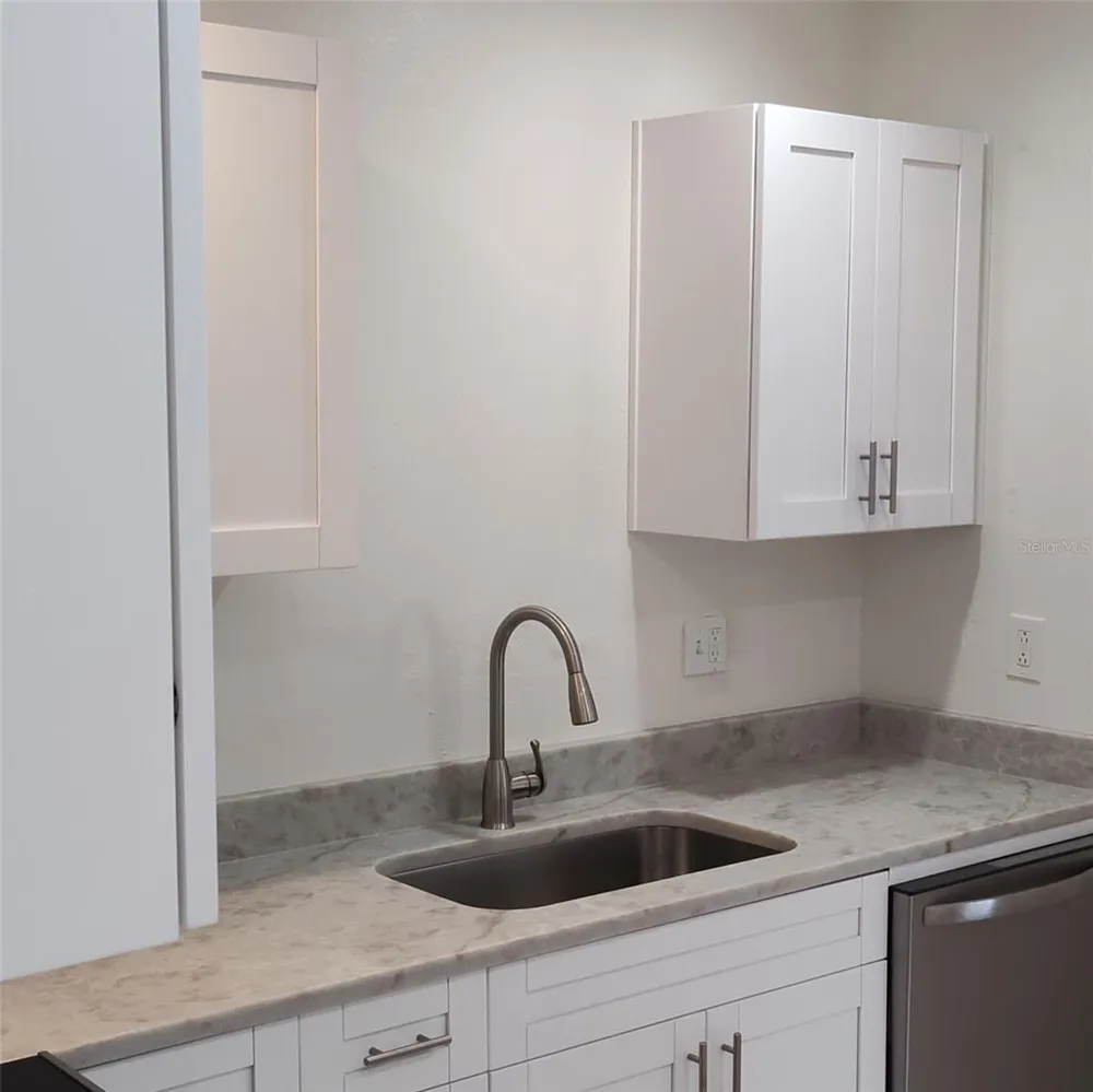 3103 E 25TH AVENUE Tampa, FL 33605