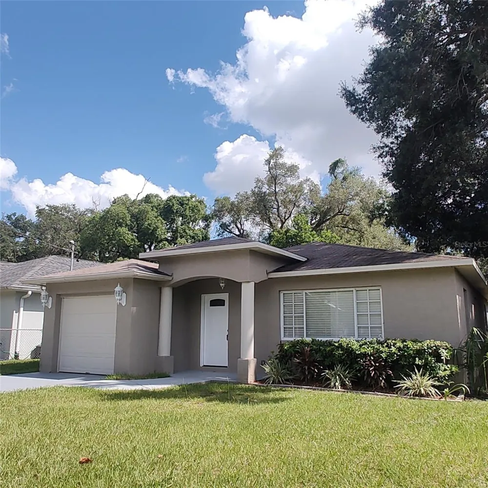 3103 E 25TH AVENUE Tampa, FL 33605