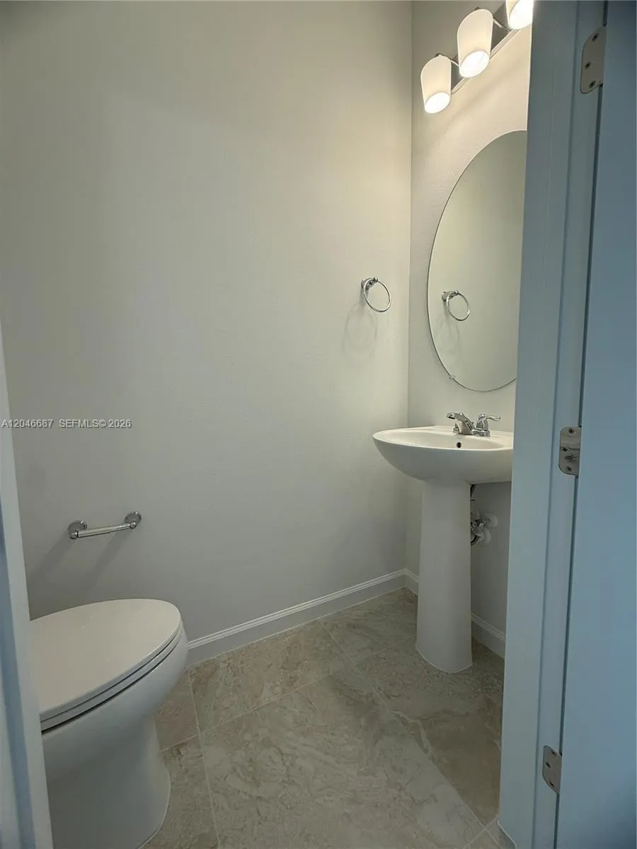 4286 Efendi Drive Lantana, FL 33462