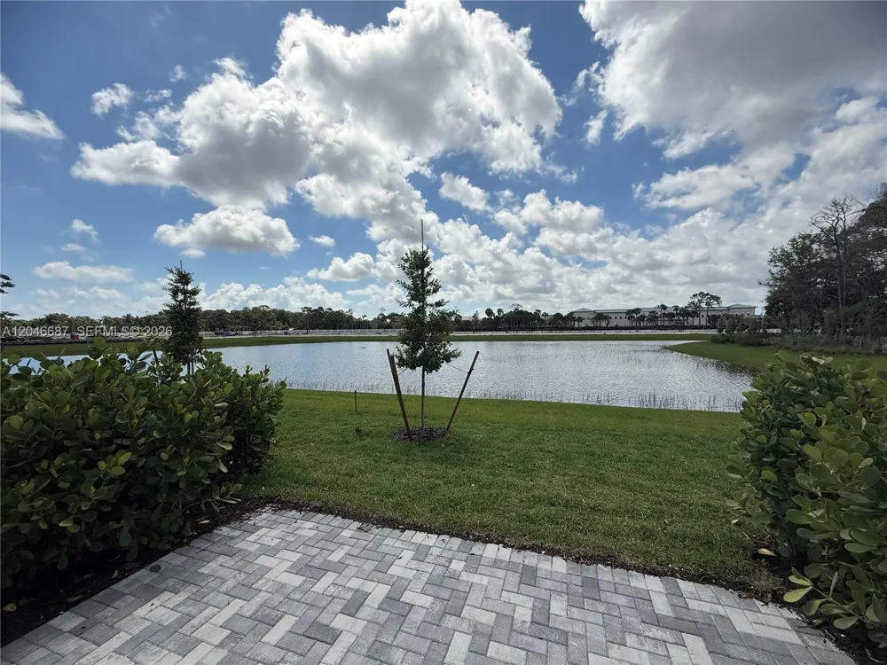 4286 Efendi Drive Lantana, FL 33462