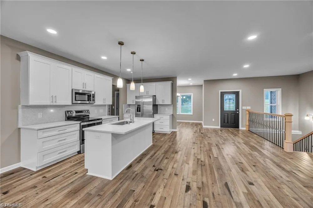130 Oak Pointe Lane Wilkesboro, NC 28697