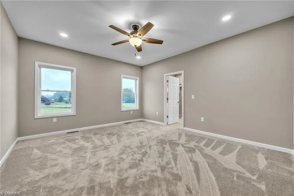 130 Oak Pointe Lane Wilkesboro, NC 28697