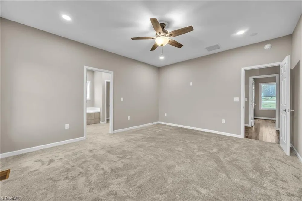 130 Oak Pointe Lane Wilkesboro, NC 28697