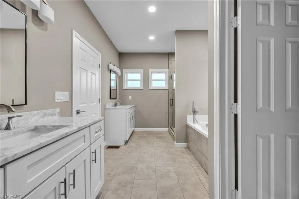 130 Oak Pointe Lane Wilkesboro, NC 28697