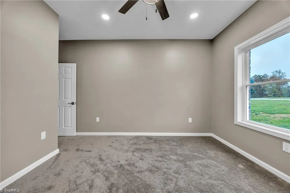 130 Oak Pointe Lane Wilkesboro, NC 28697