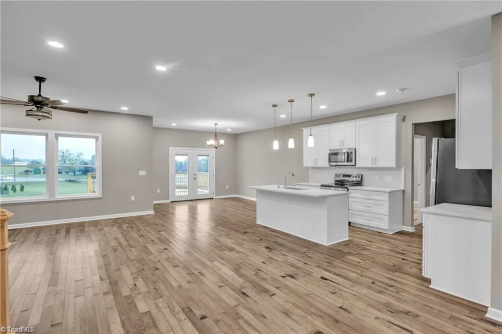 130 Oak Pointe Lane Wilkesboro, NC 28697