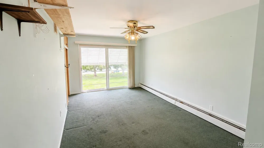 26945 Milford Road #34 Lyon Charter Township, MI 48178