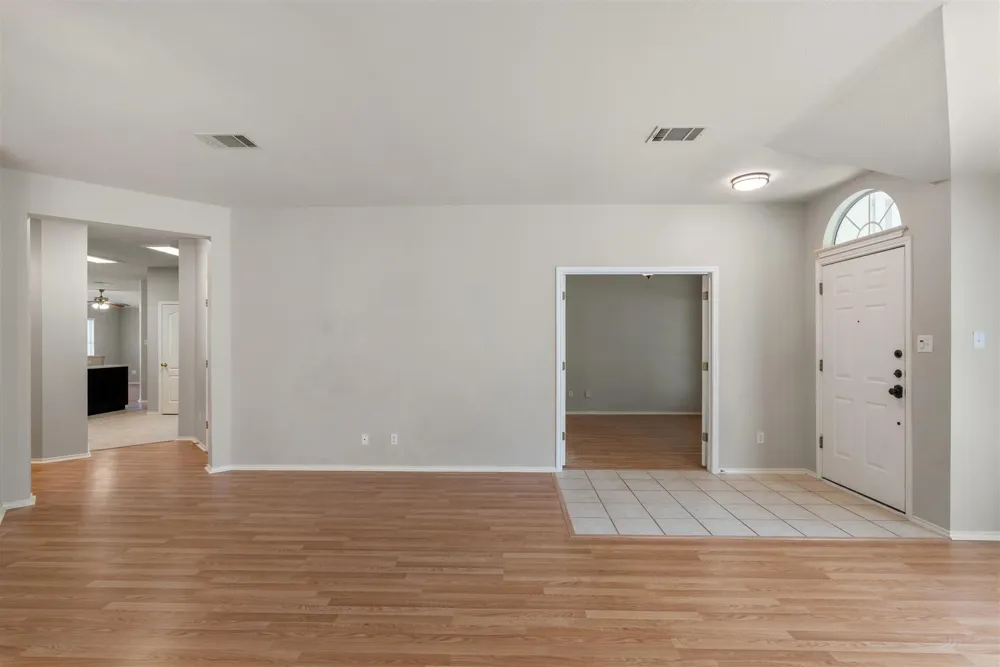 4725 Tello Path Austin, TX 78749