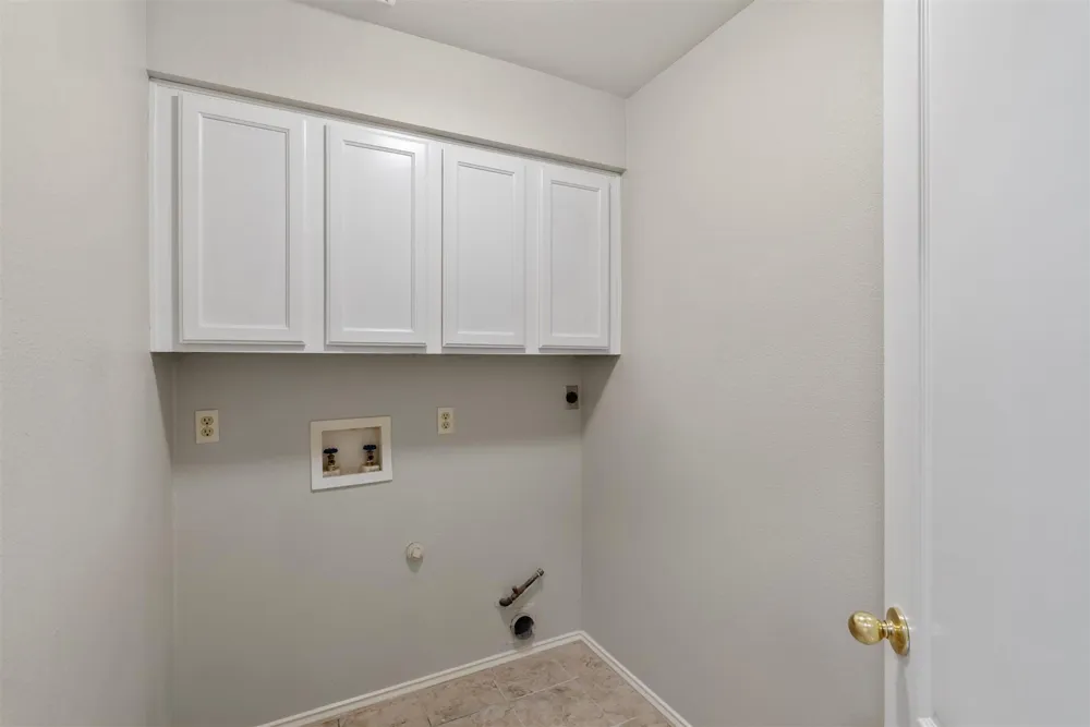 4725 Tello Path Austin, TX 78749
