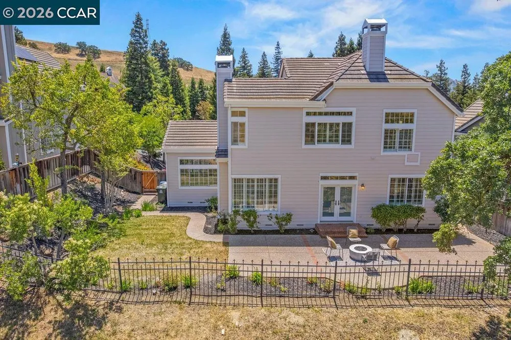 3051 Miwok Way Clayton, CA 94517