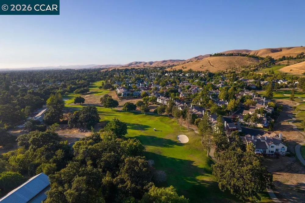3051 Miwok Way Clayton, CA 94517