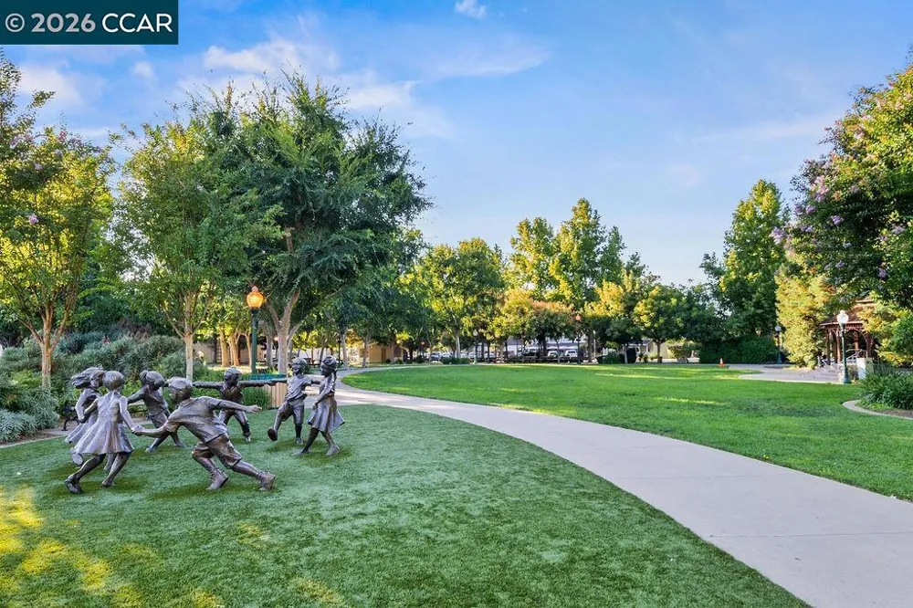 3051 Miwok Way Clayton, CA 94517