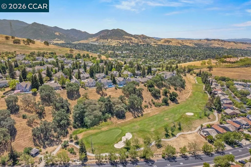 3051 Miwok Way Clayton, CA 94517