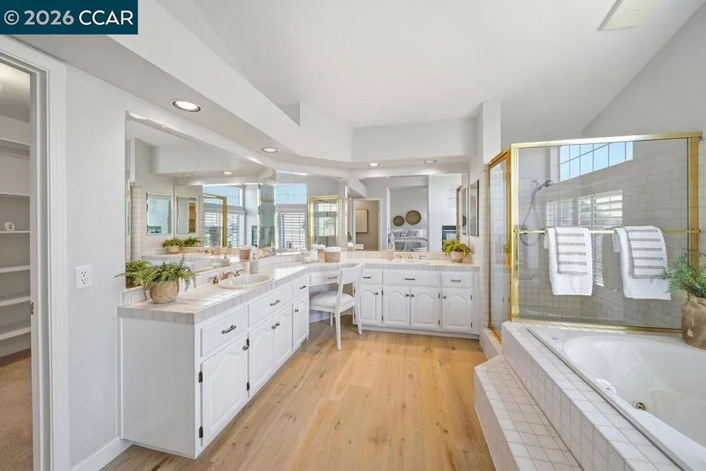 3051 Miwok Way Clayton, CA 94517