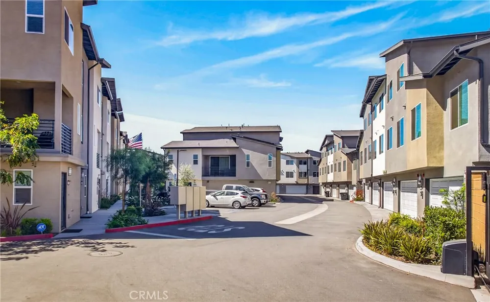 1174 Santo Antonio Colton, CA 92324