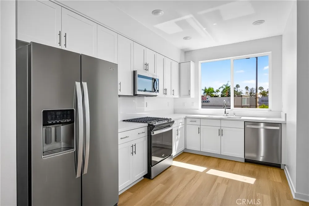 1174 Santo Antonio Colton, CA 92324