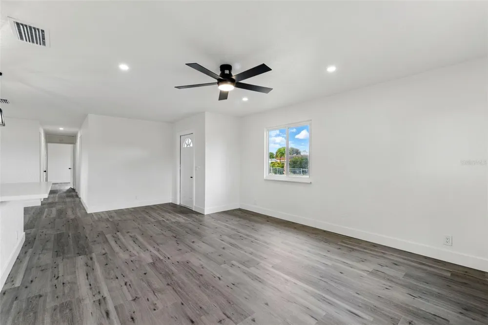 1867 NW 8TH AVENUE Homestead, FL 33030