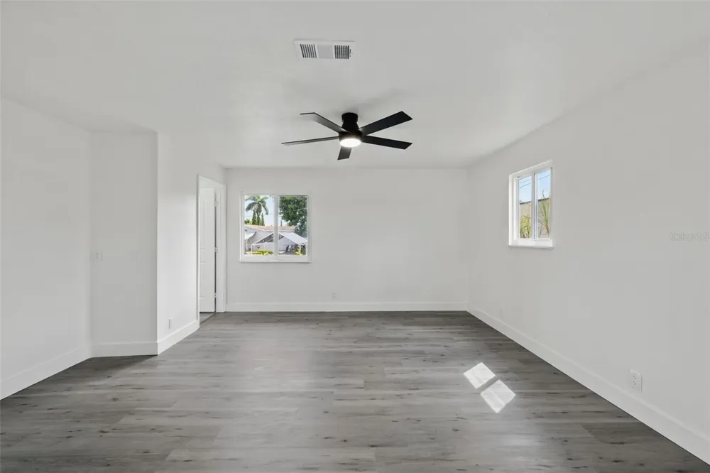 1867 NW 8TH AVENUE Homestead, FL 33030