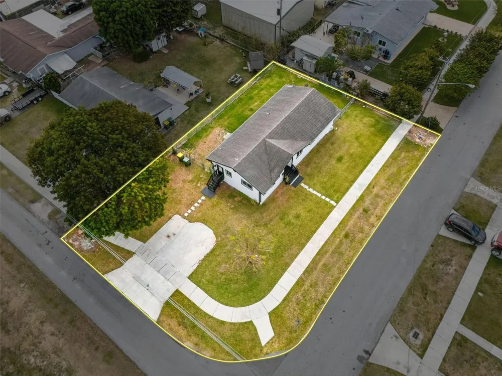 1867 NW 8TH AVENUE Homestead, FL 33030